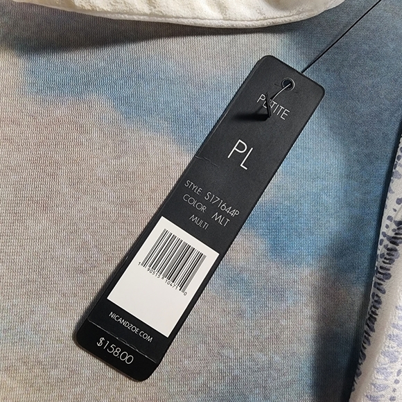 Nic + Zoe Semi Sheer Blouse - Picture 15 of 15